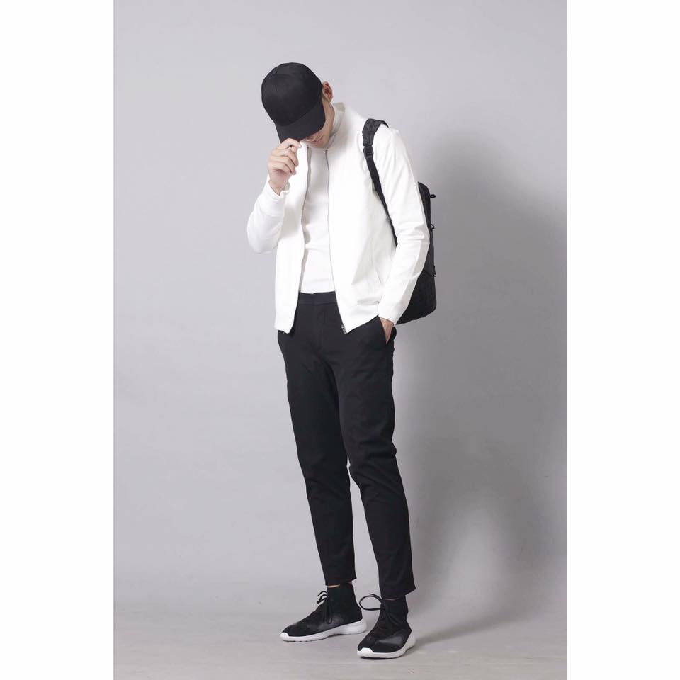 ao-thun-tron-tay-dai-cho-nam-6