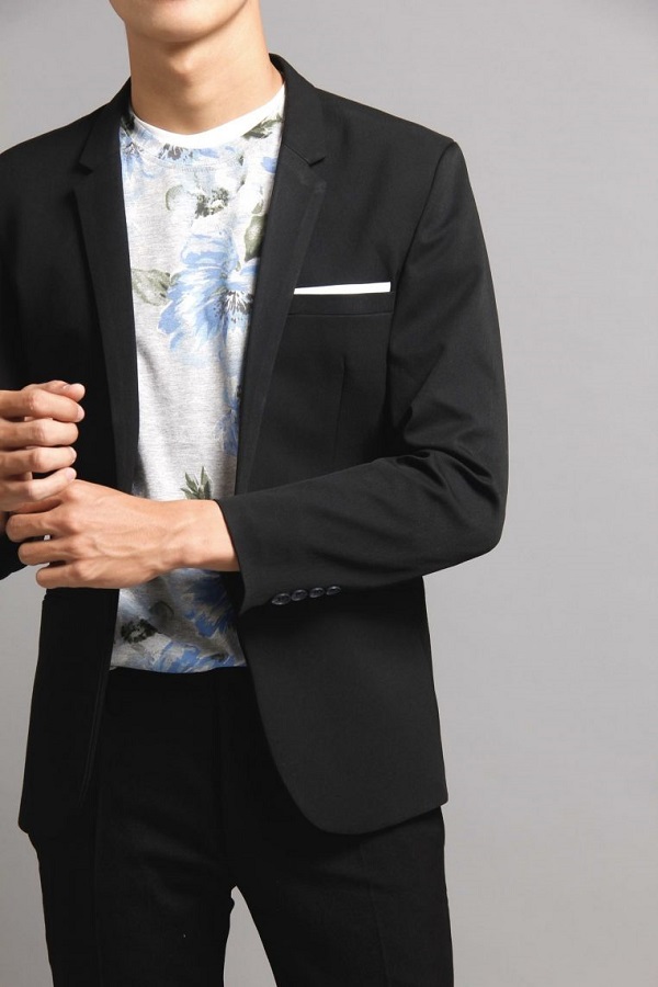 Chọn vest màu đen công sở cho người béo mập