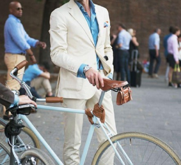 Phong cách vest cưới nam màu be