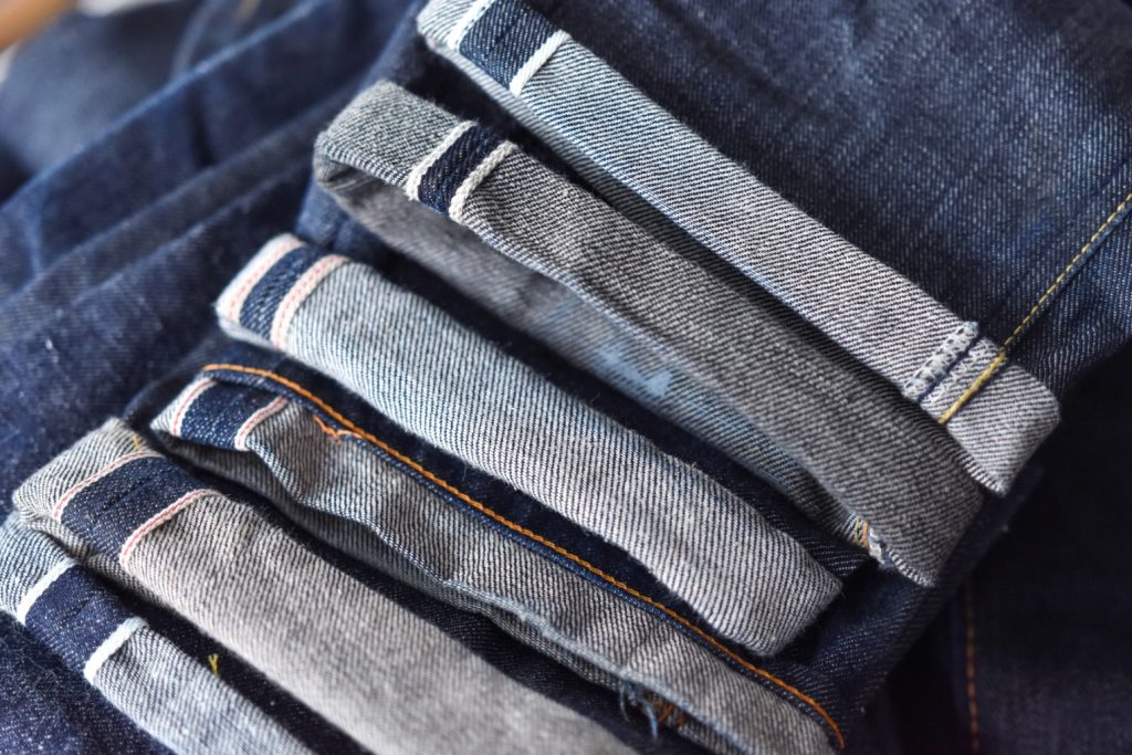 Denim là gì, cách phân biệt denim với jean