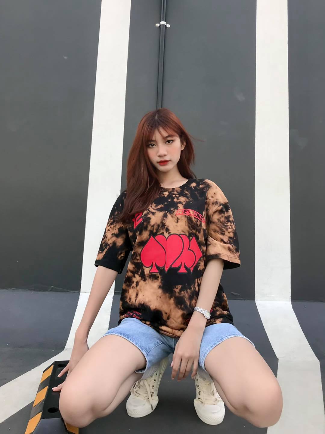 T-shirt hoạ tiết